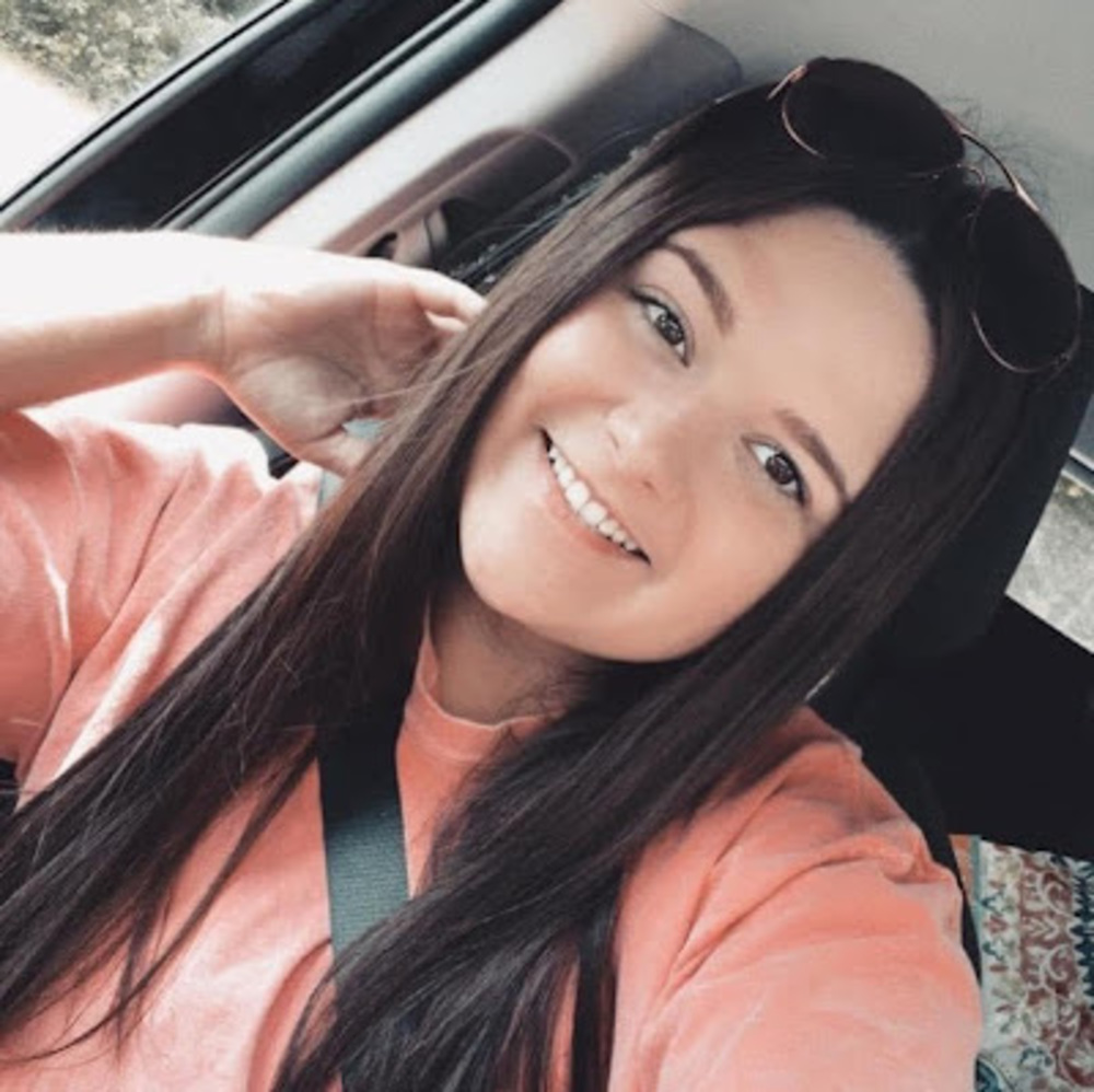 Meet your Posher, Makayla